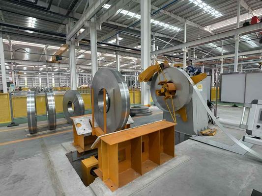 Купить 3Фаза 300мм CZ Purlin Roll Forming Machine U Purlins Metal Roofing Roll Former Упаковка покрытий из металла online manufacture