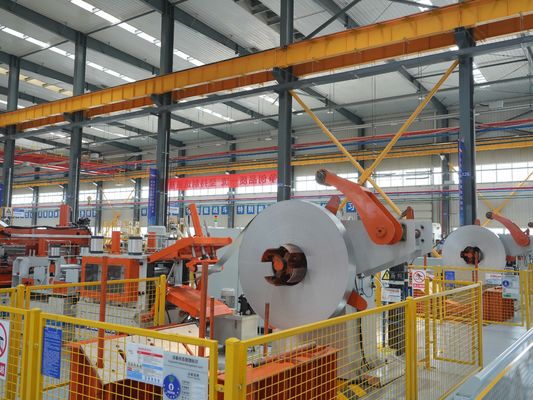 Купить 1.5-3 мм Толщина C / Z / U Purlin Roll Forming Machine с настраиваемым цветом и мощностью 15-22kw online manufacture