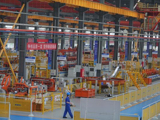 Купить 18 стендов Автоматическая роликообразовательная машина 55 кВт 40Cr Металлическая кровельная машина online manufacture
