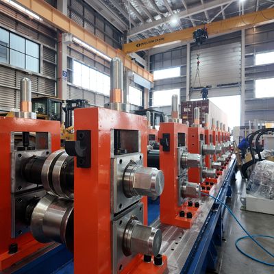 Высокоскоростная машина для формования плинта с управлением ПЛК и гидравлической резкой