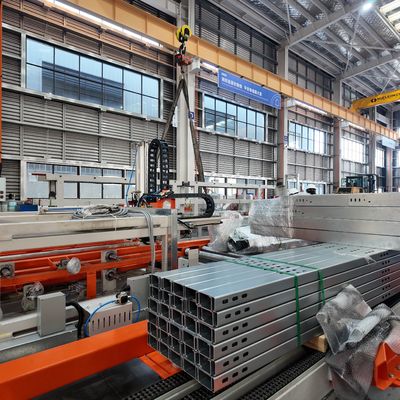 Профилегибочная машина для кронштейнов с поверхностью HMI