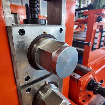 Автоматическая машина для производства стоек для кронштейнов на продажу